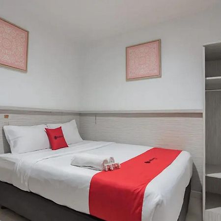 Reddoorz At Arwiga Hotel Near Rs Hasan Sadikin Bandung Exterior foto